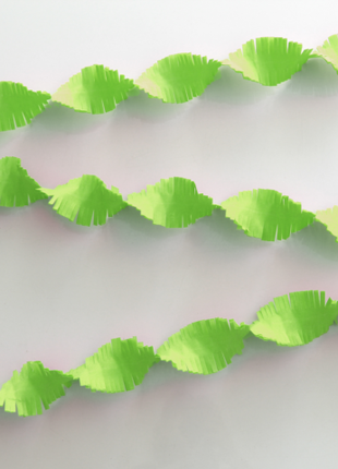 Crepe garland - 6 meters - light green