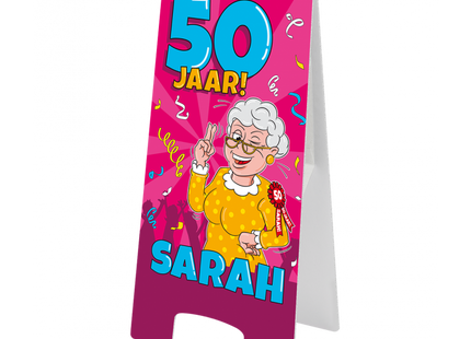 Sarah Stoepbord - 58 x 24 cm - cartoon - 50 jaar