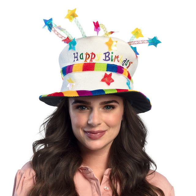 Boland hoed Rainbow cake 'Happy birthday'