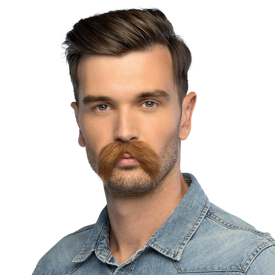 Boland snor bruin